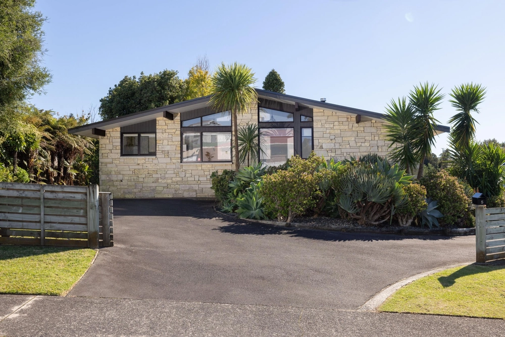 Photos of 5 Bellfield Place