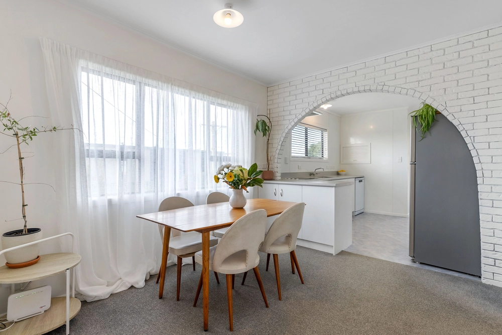 Photos of 720 Te Atatu Road
