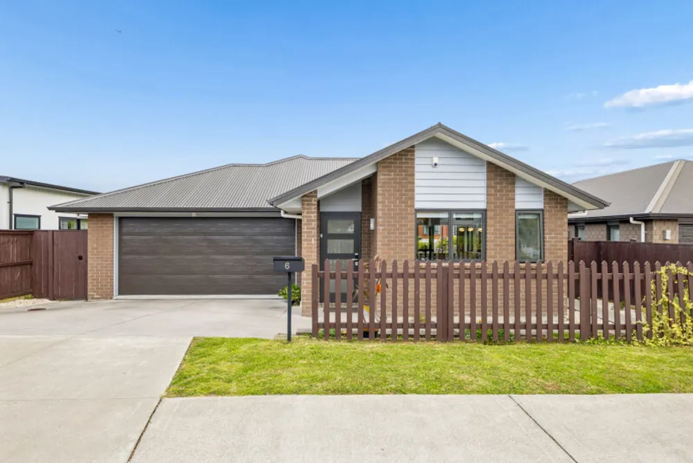 Photos of 6 Pakaraka Drive