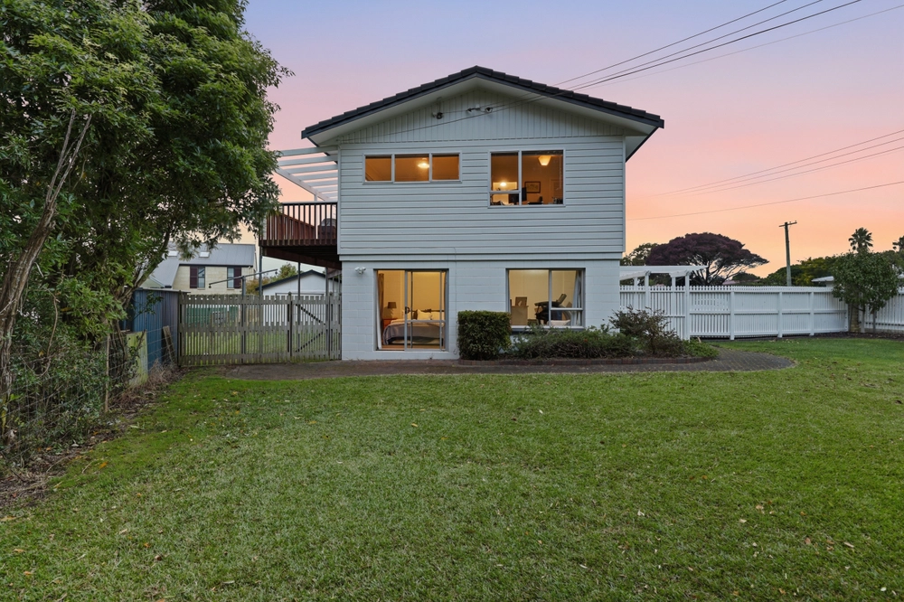 Photos of 30 First View Avenue