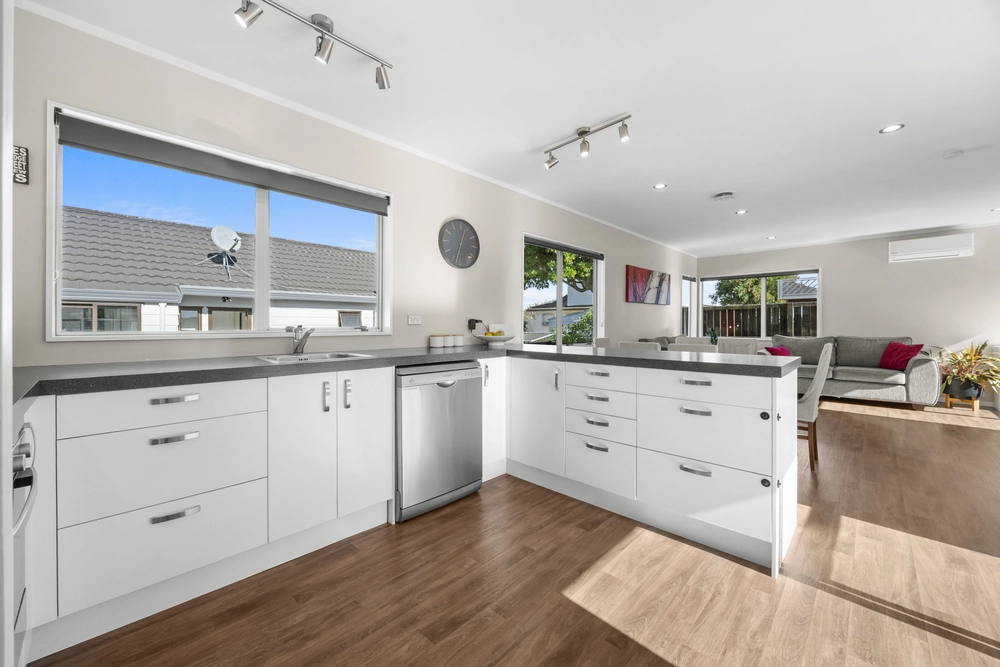 Photos of 144 Bradbury Road
