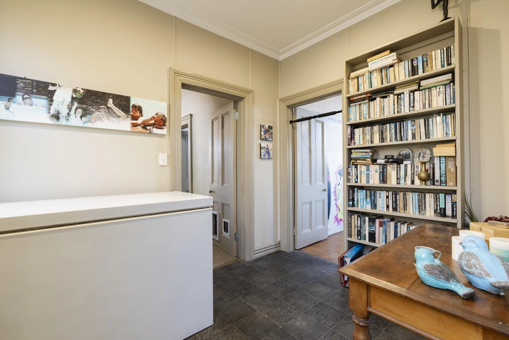 Photos of 101 Eglinton Road