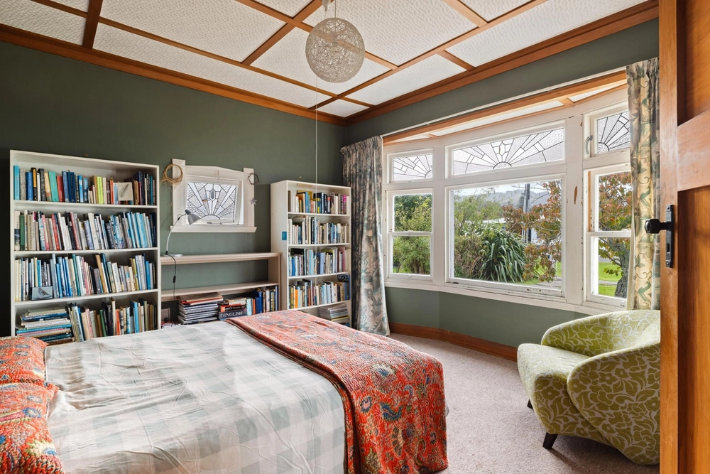 Photos of 266 Clifford Street