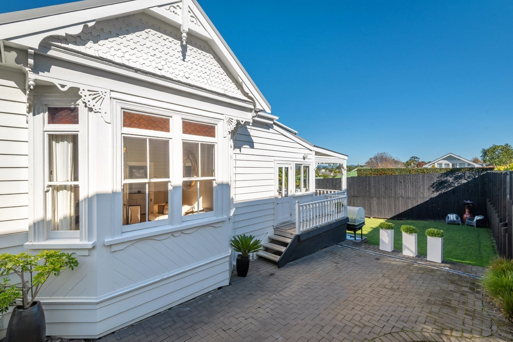 Photos of 13 Ardmore Road