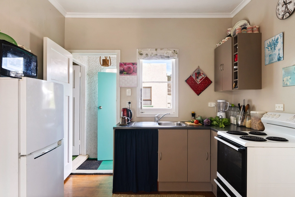 Photos of 121 Wainui Road