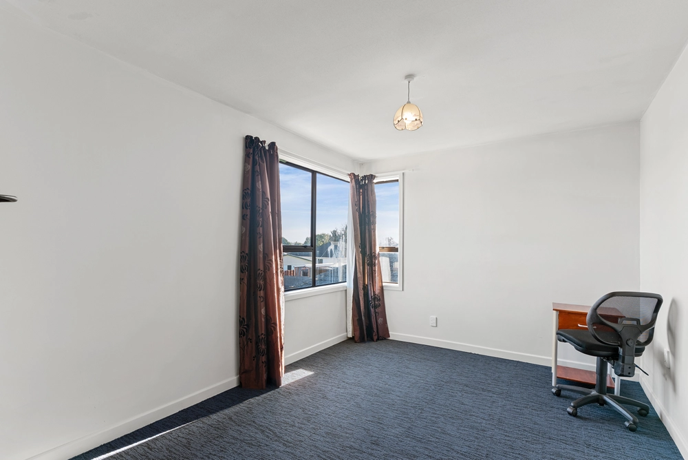 Photos of 72 Middleton Road