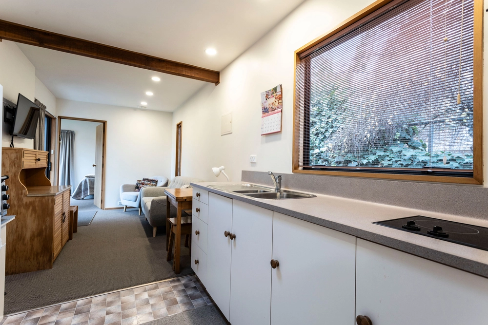 Photos of 47 Pitcairn Crescent