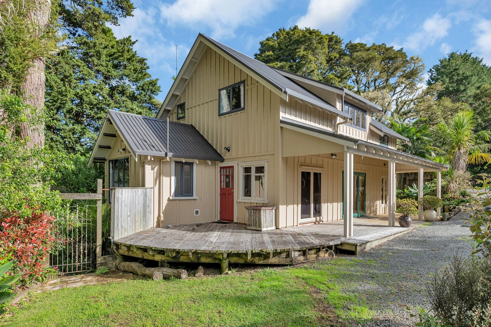 Photos of 270 Vinegar Hill Road