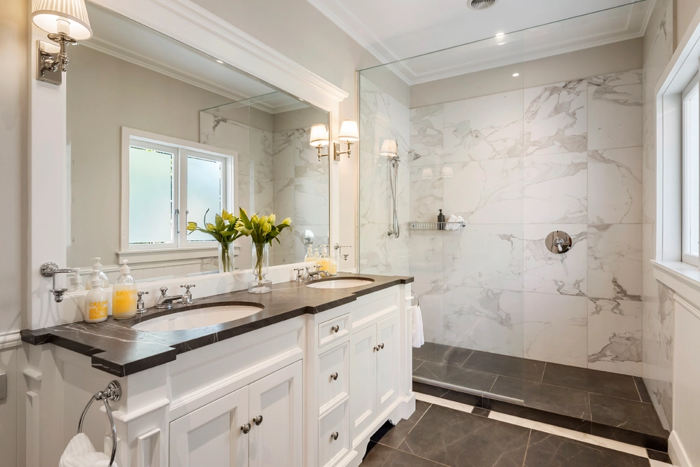 Photos of 30 Sarsfield Street