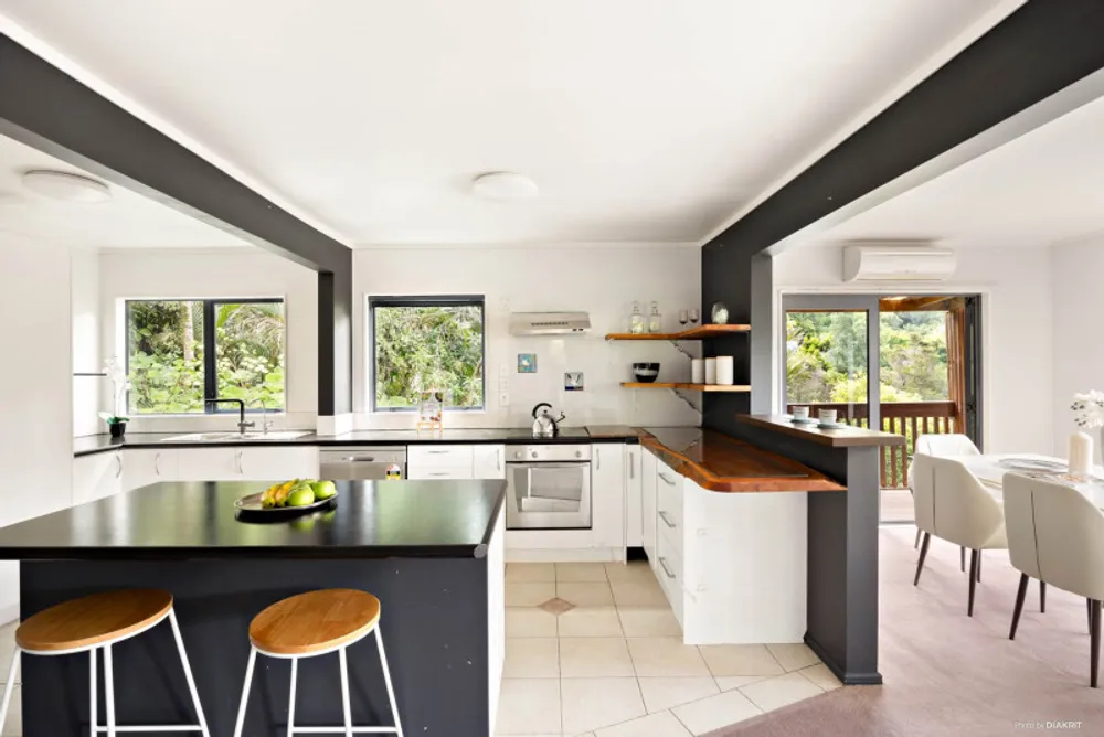Photos of 30 Wood Bay Road