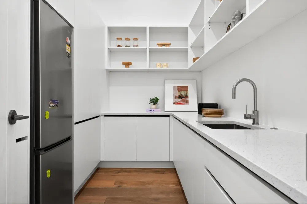 Photos of 39B Waiatarua Road