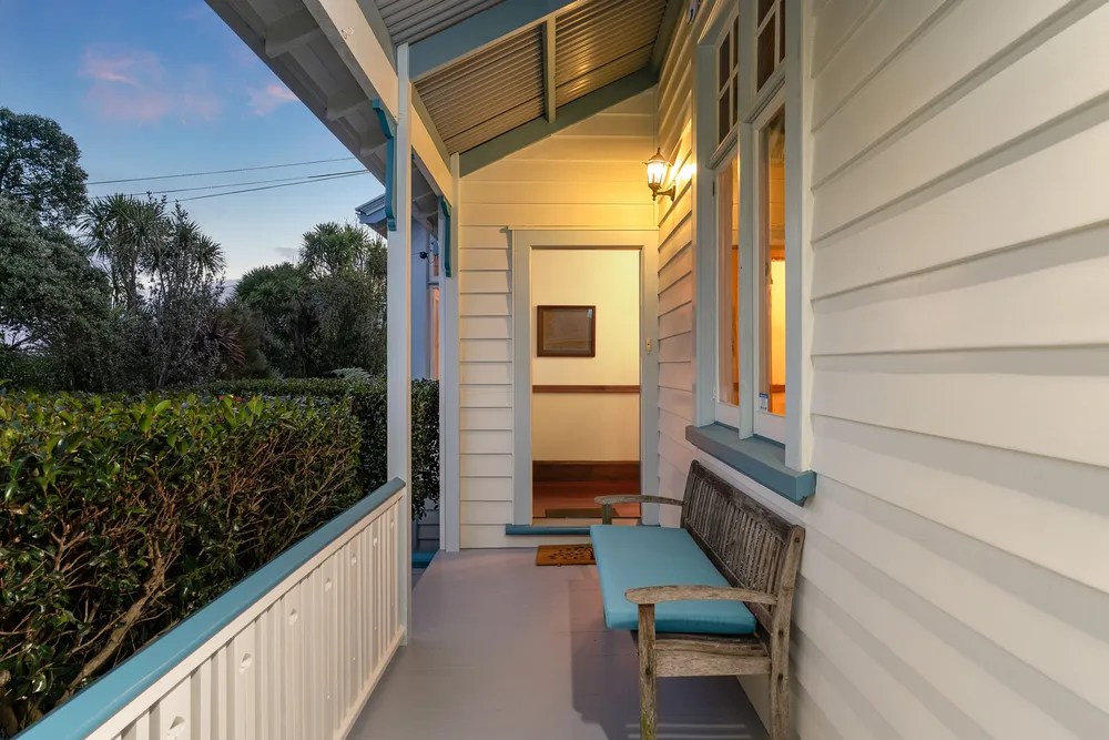 Photos of 1 Plunket Road