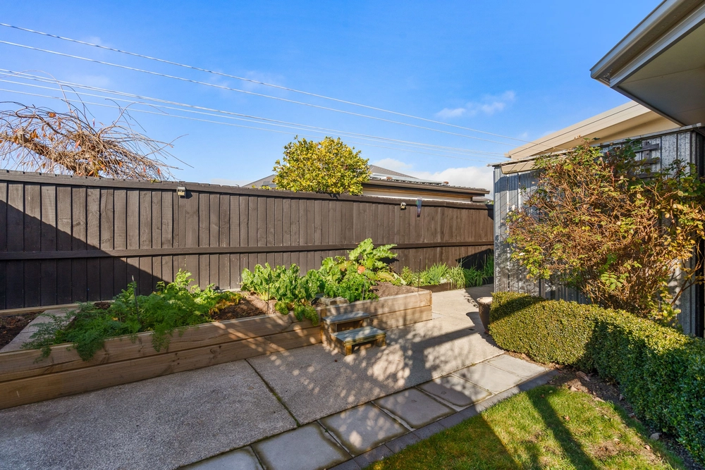 Photos of 19 Magnolia Boulevard