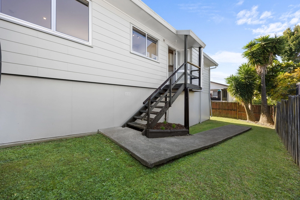 Photos of 144 Bradbury Road