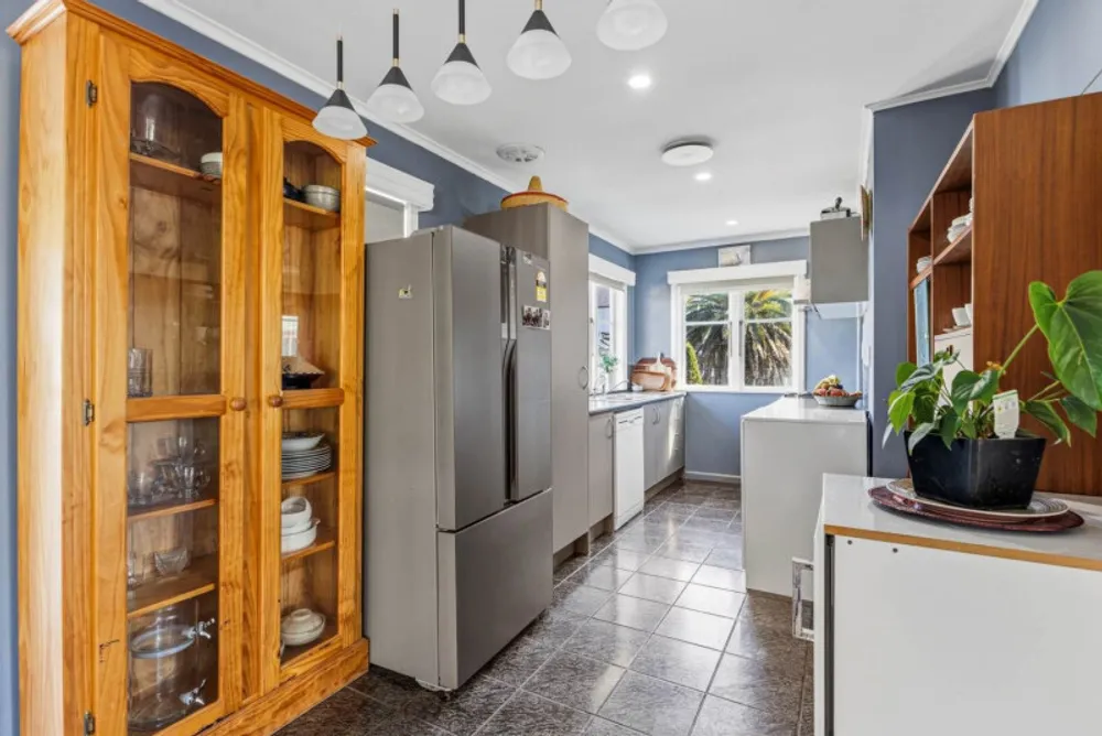 Photos of 46 Kelman Road