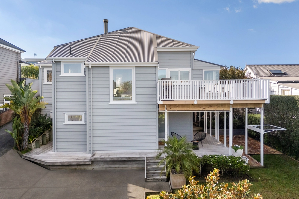 Photos of 11 Logan Terrace