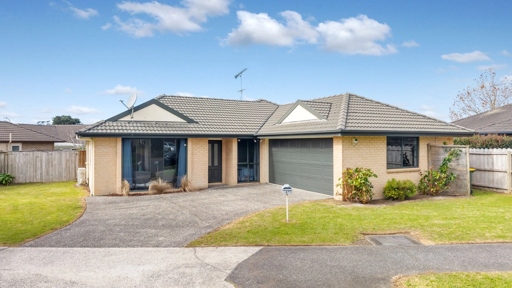 Photos of 47 Redcastle Drive