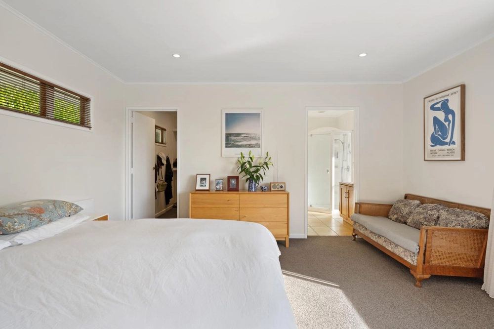 Photos of 2 Konini Street
