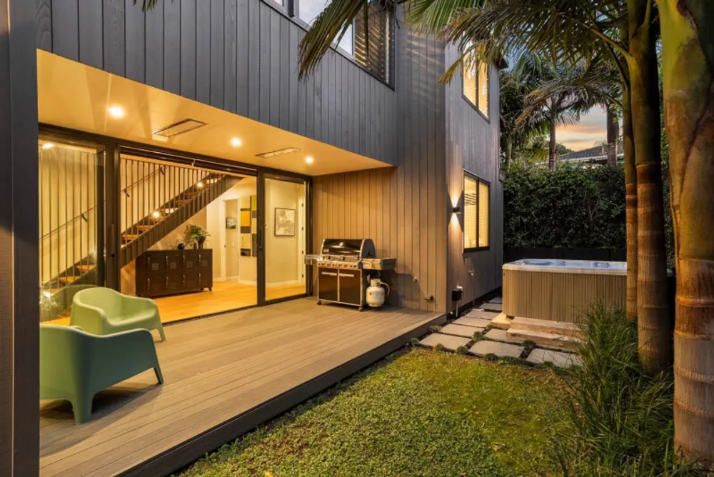 Photos of 101A Reihana Street