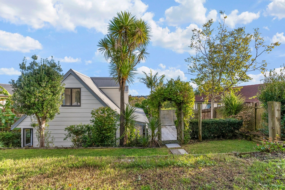Photos of 5 Newport Place