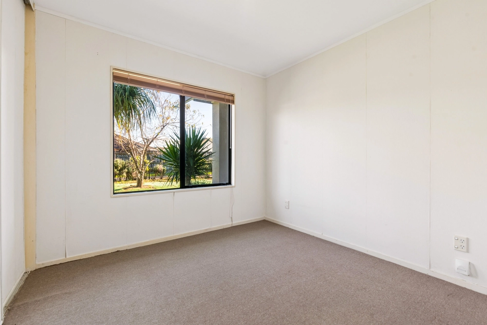 Photos of 67 Burswood Drive