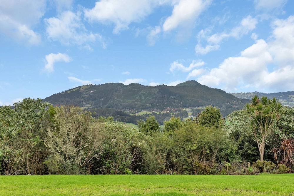 Photos of 431 Apotu Road