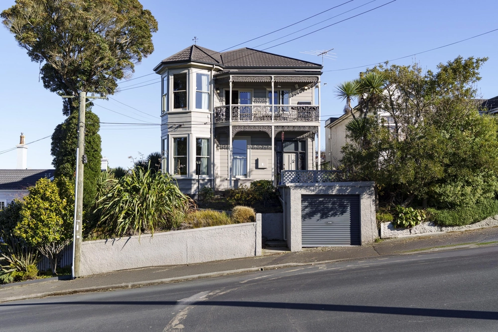 Photos of 101 Eglinton Road