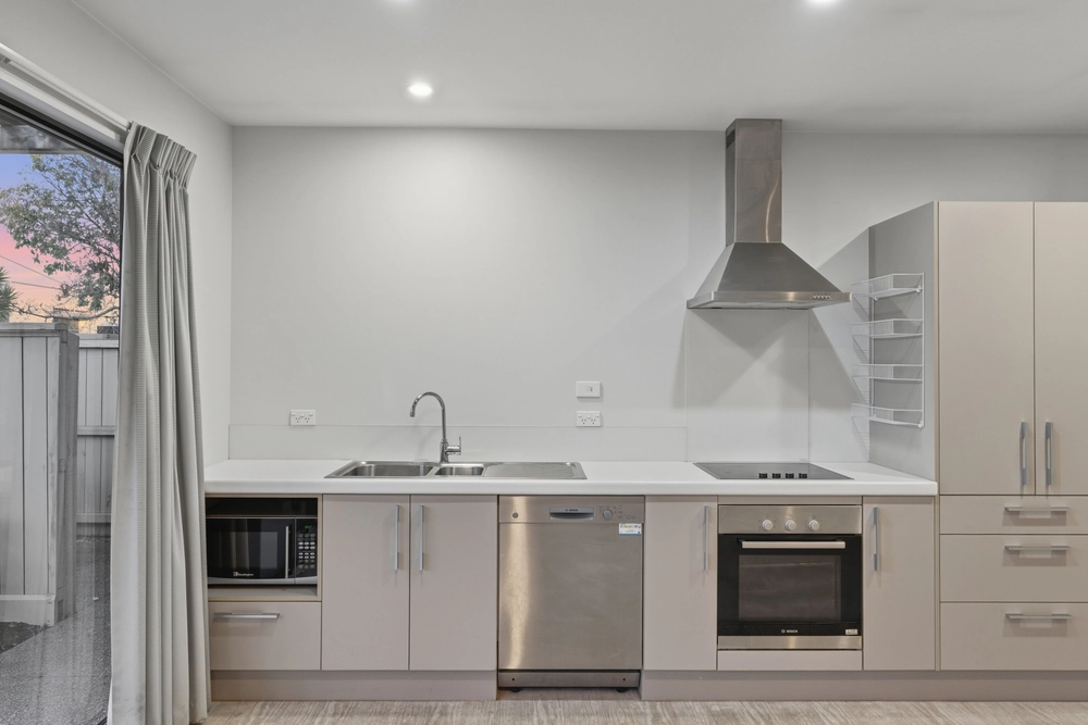 Photos of 29B Clarence Street South