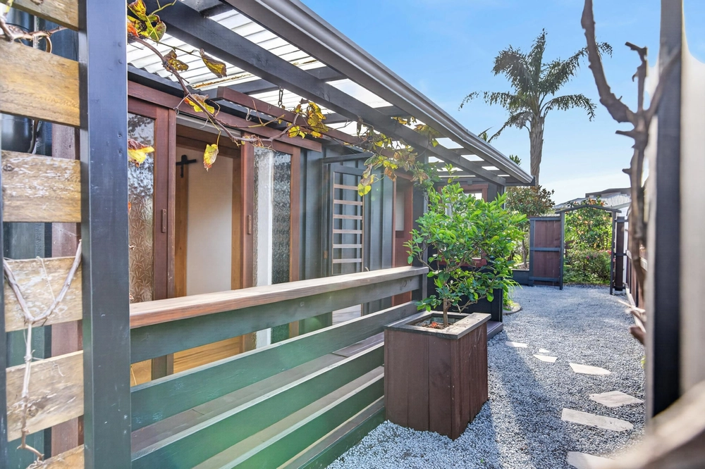 Photos of 74 Moir Street