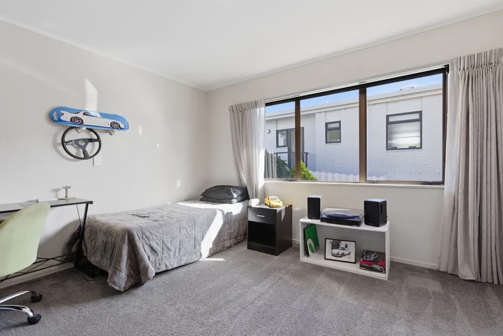 Photos of 72a Oceanview Road