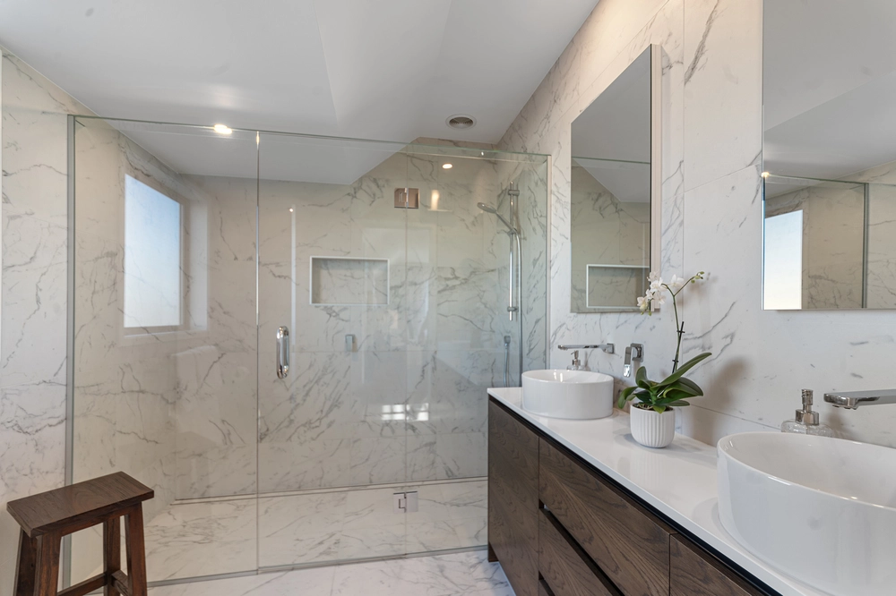 Photos of 20 Thornycroft Street