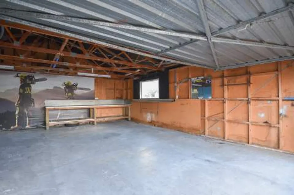 Photos of 48 Neri Crescent