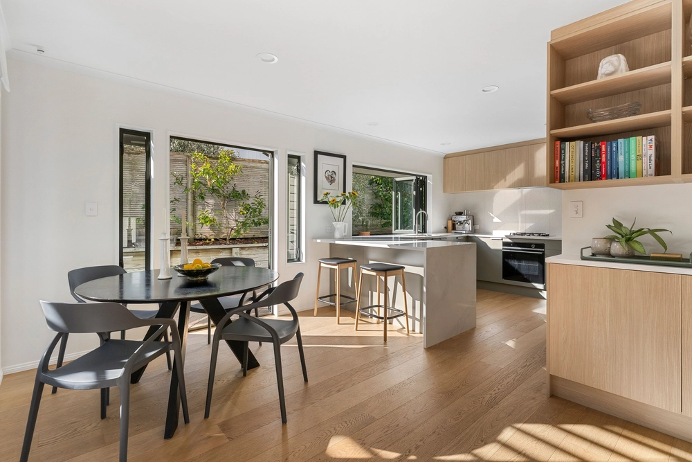 Photos of 12A Appleyard Crescent