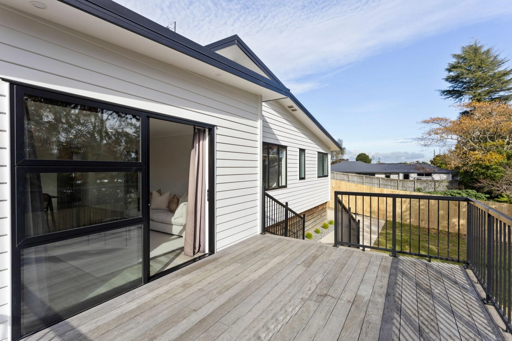 Photos of 52B Rolleston Street