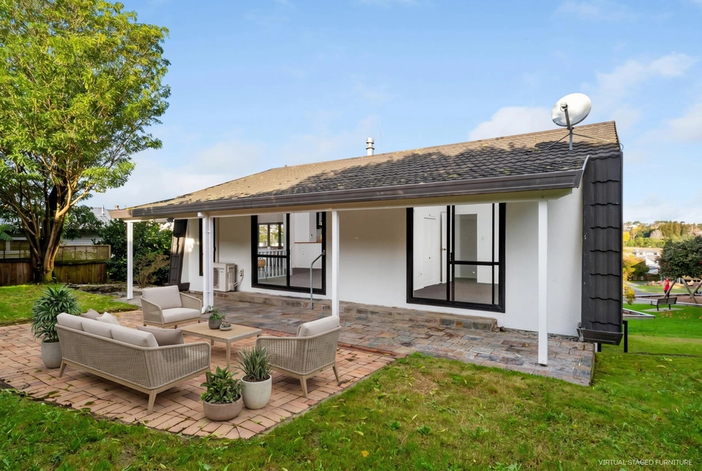 Photos of 53 Heron Avenue