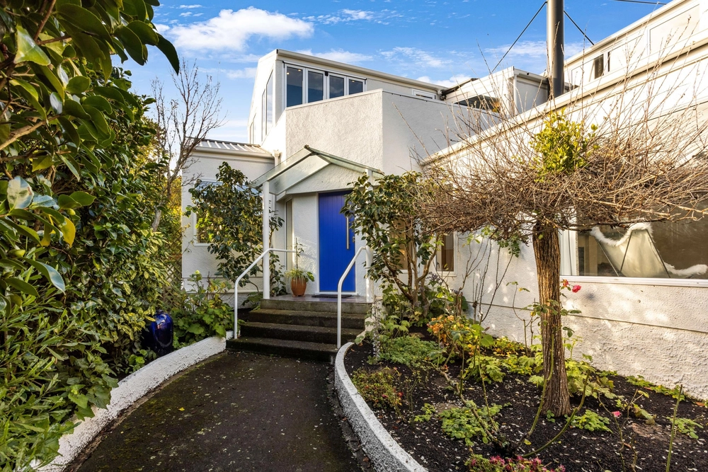 Photos of 6 Rosehill Road