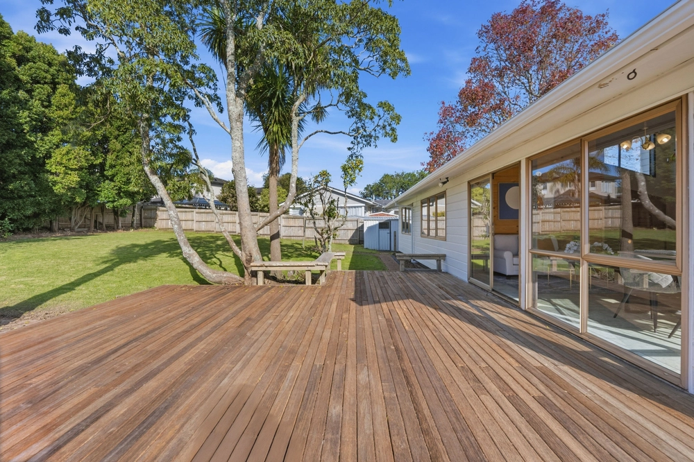 Photos of 15 Baird Street