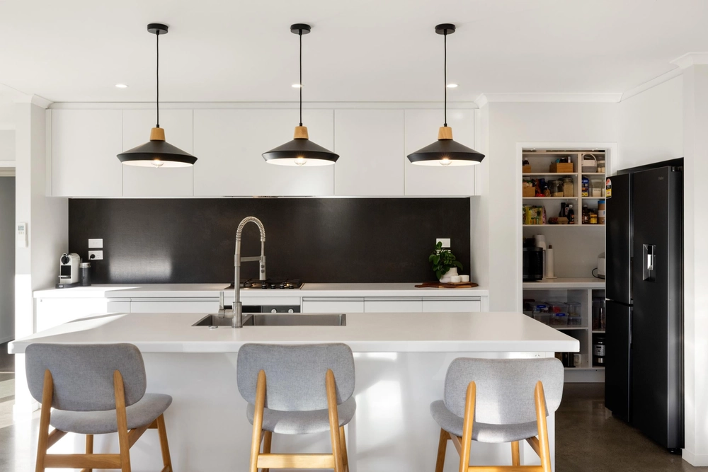 Photos of 23 Kingdon Street