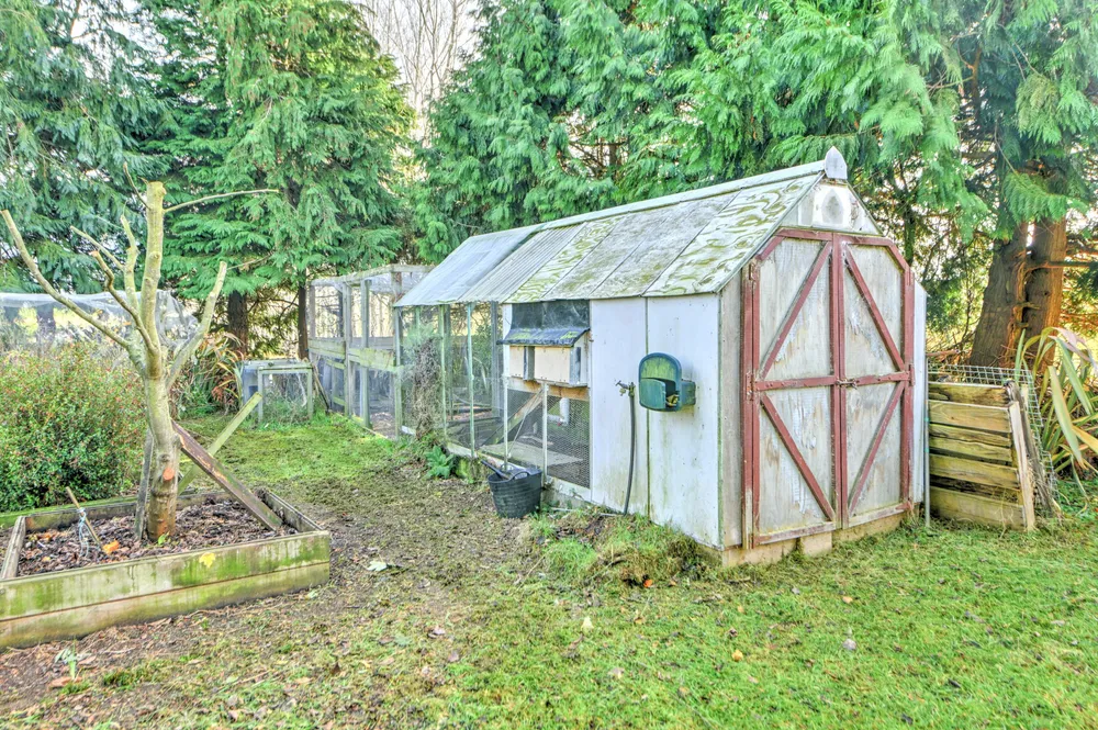 Photos of 136 Frank Street