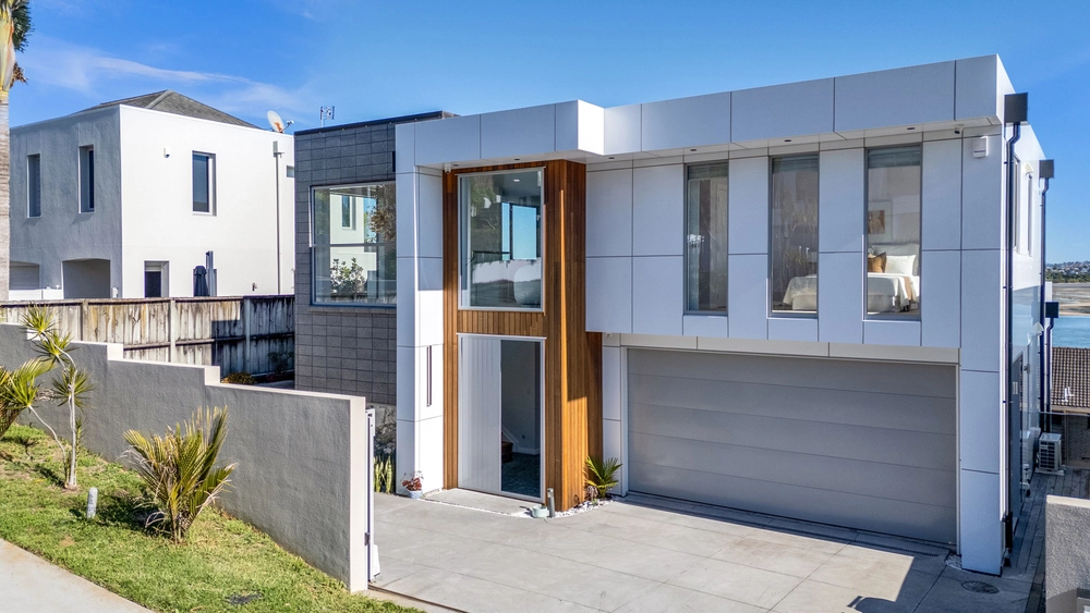 Photos of 3A Bucklands Beach Road