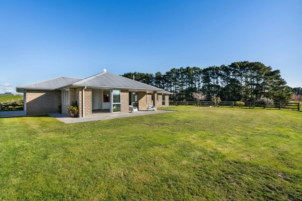 Photos of 1217 Miranda Road