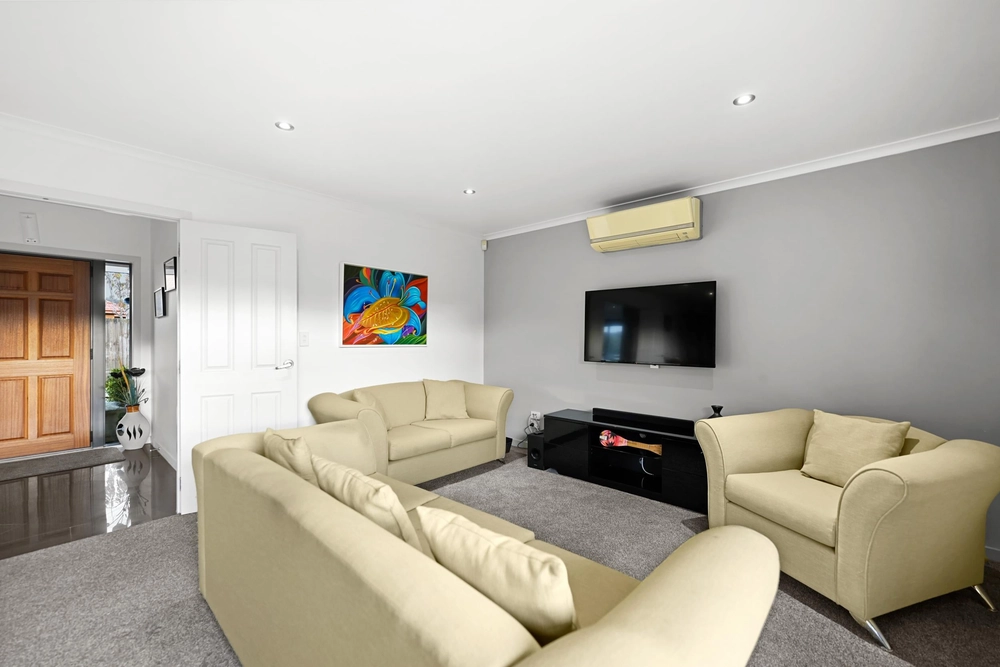 Photos of 8 Jarvis Court