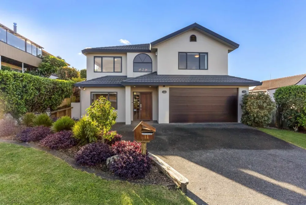 Photos of 11 Sartors Avenue
