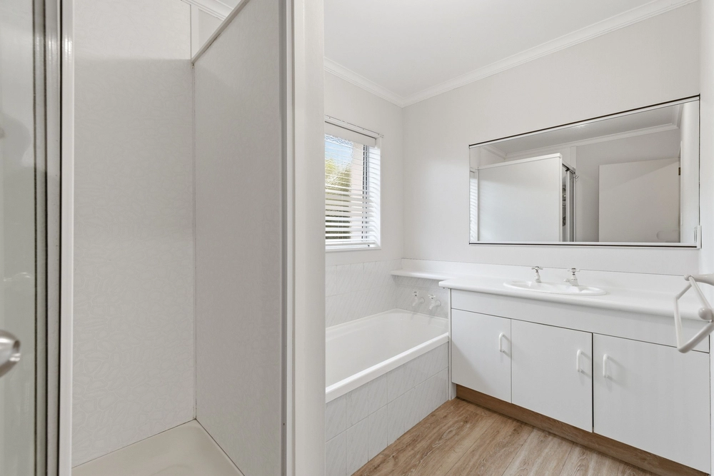 Photos of 10 Russley Drive