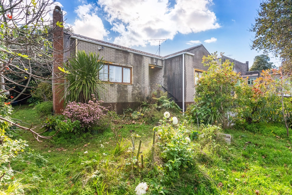 Photos of 7 Hillsborough Road
