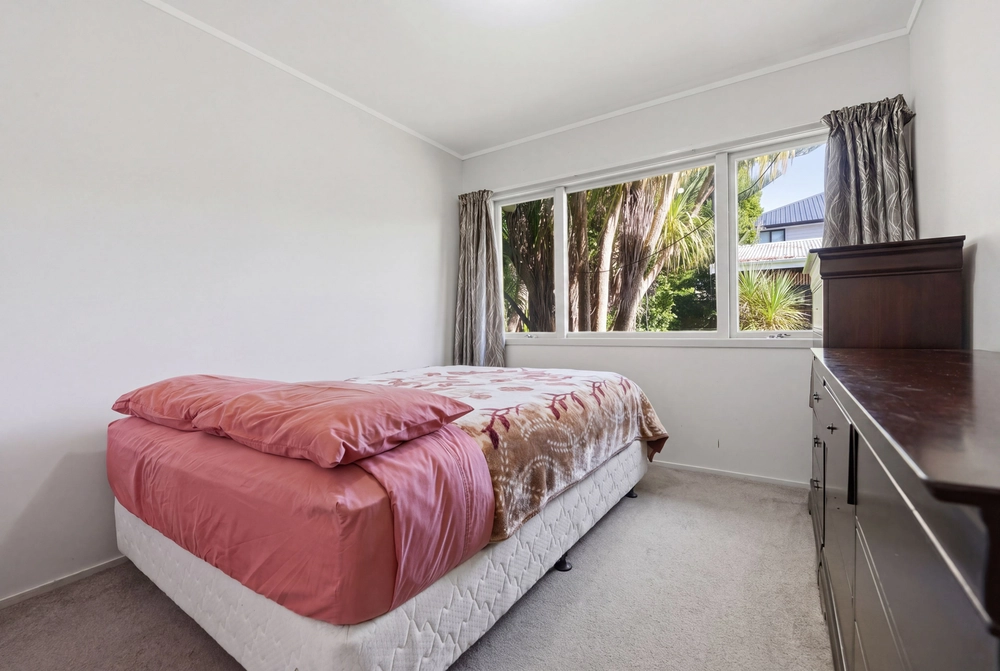 Photos of 148 Astley Avenue