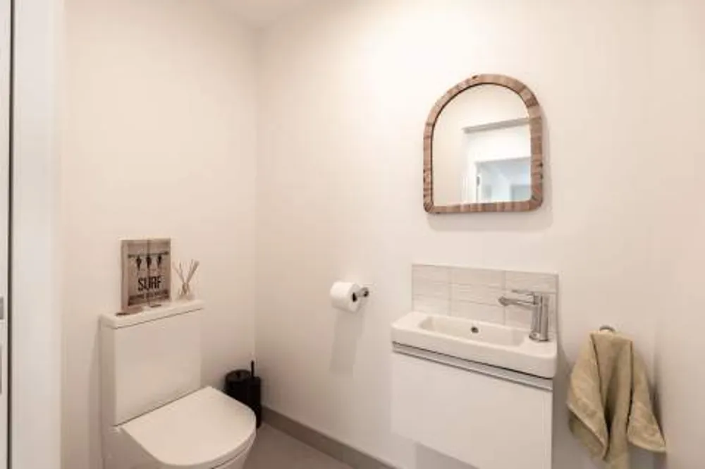 Photos of 47 Colpoma Close