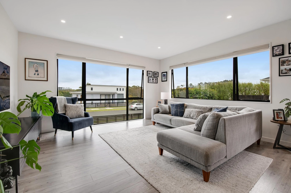 Photos of 22 Takurua Terrace