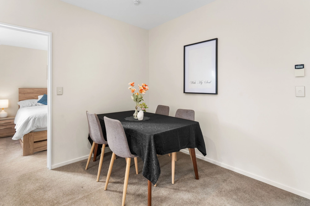Photos of 372 Yaldhurst Road