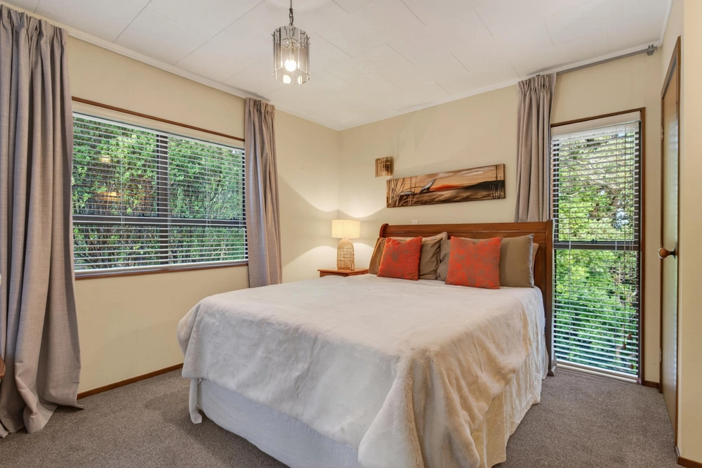 Photos of 16 Rosella Place